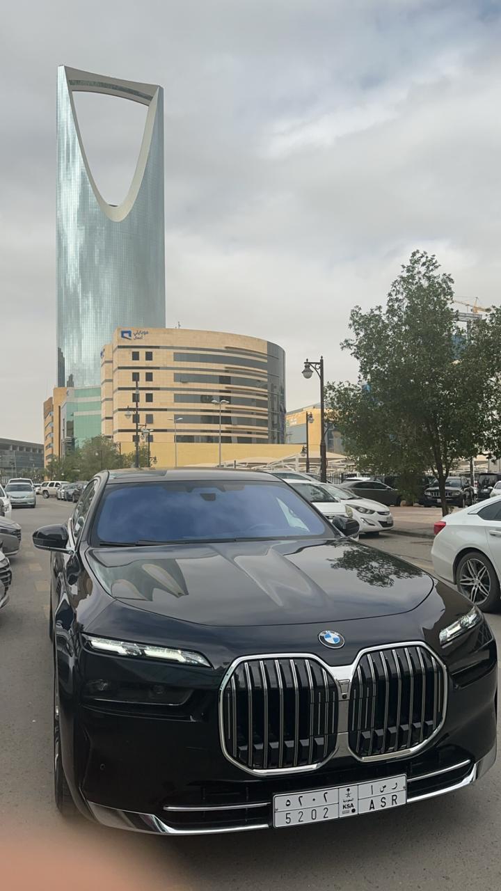 بي إم دبليو الفئة السابعة